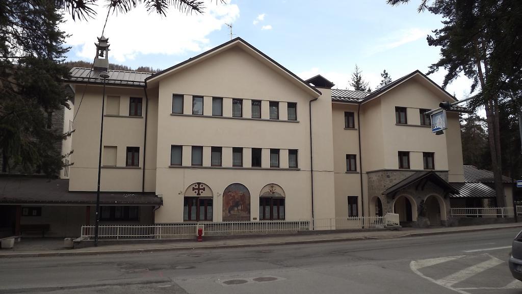 Casa San Francesco Hotel Bardonecchia Exterior foto