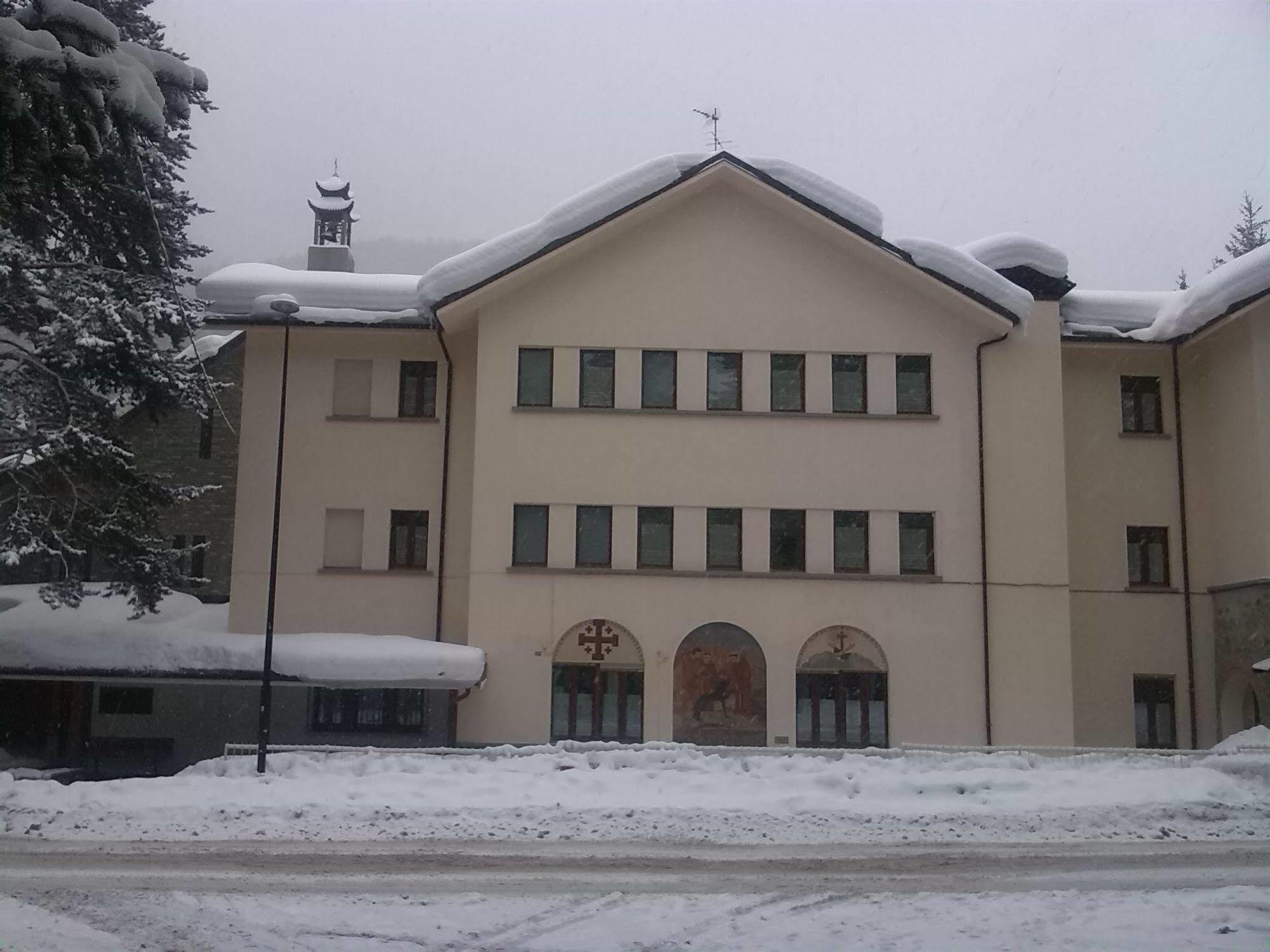 Casa San Francesco Hotel Bardonecchia Exterior foto
